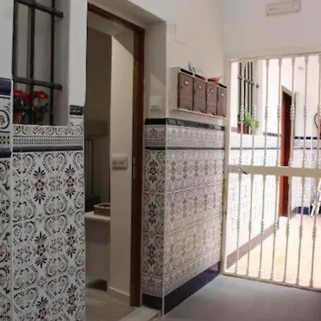 Casa De Viajeros Pasquin * Cadiz
